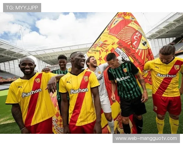 朗斯主帅萨热打造高速推进体系,场均2.1米-秒为法甲最快 朗斯主帅萨热打造高速推进体系,场均2.1米-秒为法甲最快